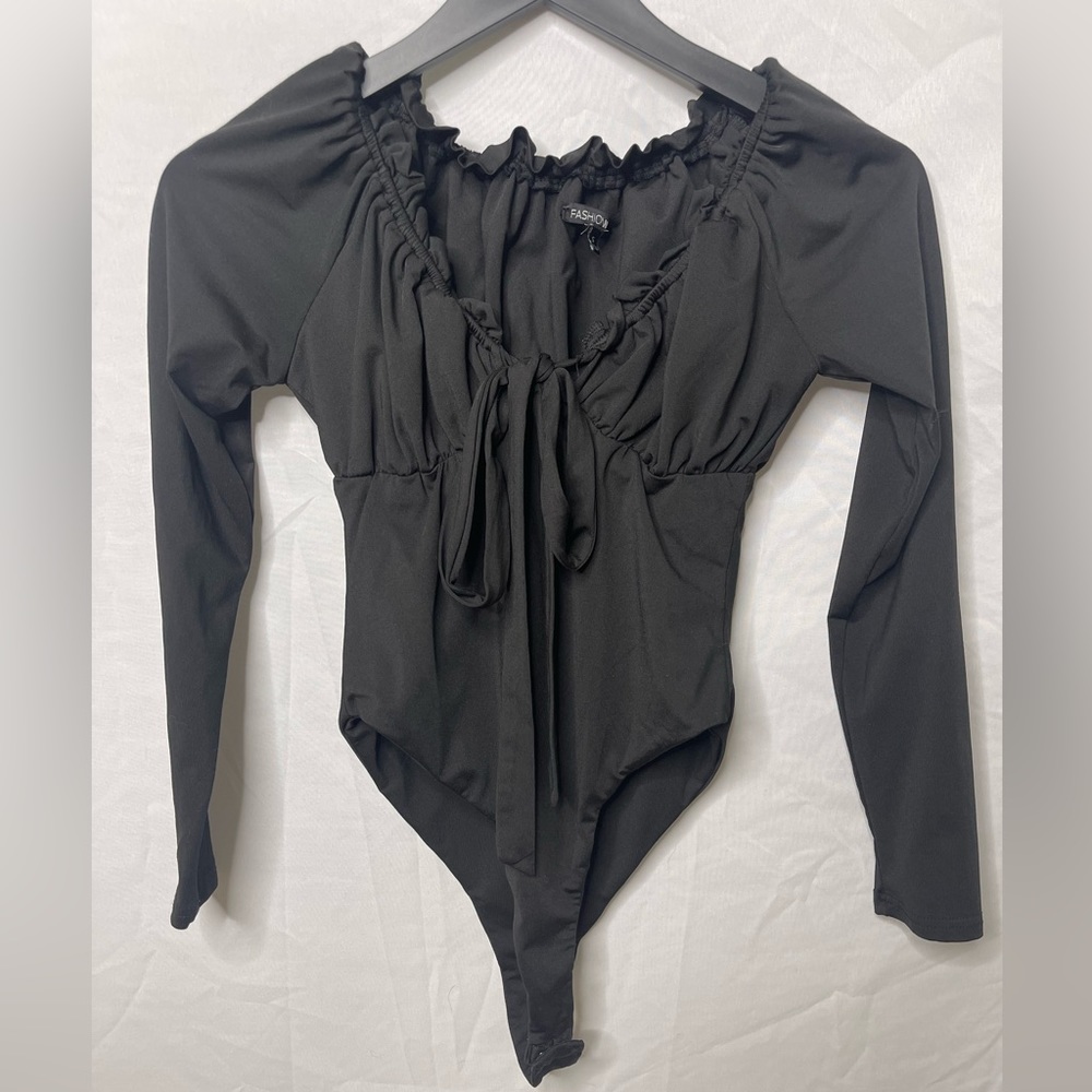 Black bodysuit fashionnova